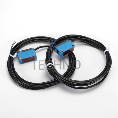 W4-3 Sensor rétro-réfléchissant Sick pour l'automatisation industrielle 10-30V CC