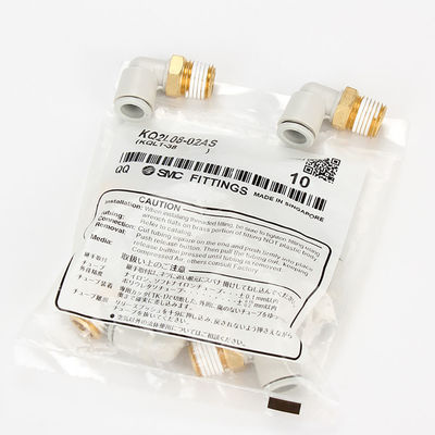 Les raccords pneumatiques en laiton de type SMC KB2S4-M5 6-01 à filetage droit
