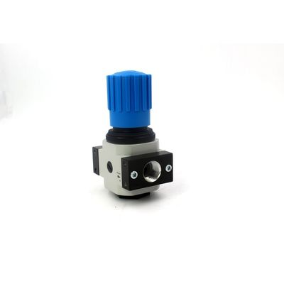 LR-1/4-D-MIDI 186451 LR-1/4-D-MIDI-MPA 8002368 FESTO soupape régulatrice de pression en alliage de zinc avec jauge de pression de 0,5-12 bar Système de régulateur de filtre à air compact avec des performances améliorées