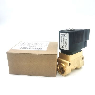 00137538 6013 Type normalement fermé 2.0 Flow Hole FKM Seal 8W soupape électromagnétique Burkert