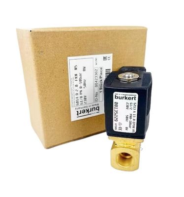 Corps en laiton Bourkert soupape solénoïde 00308503 DC24V 8W G3/4 2/2 normalement fermé 20 trous d'écoulement 5404 Type 1-32 Bar