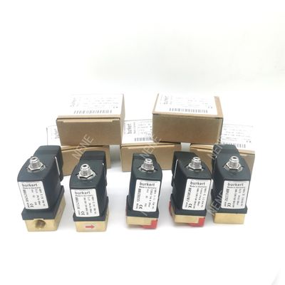 00125301 Ventilateur solénoïde Burkert 6013 Type action directe G1/4 pouces 2/2 normalement fermé 3.0 Flow Hole FKM Corps de soupape en laiton scellé 24VDC 8W 0~6bar