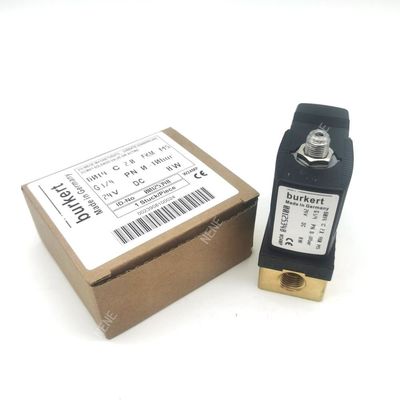 FKM Seal soupape solénoïde G1/4 pouce G1/4 pouce 00125304 6013 Type Action directe 2/2 Normalement fermé 3.0 Flow Hole FKM Seal 220VAC 8W 0~10bar Corps de soupape en laiton