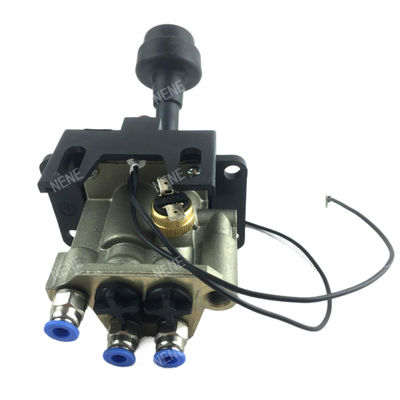 Ventilateurs de commande combinés à 4 trous pour camions à décharge 4CV-D