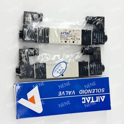 La position de la soupape de bobine électronique AIRTAC 4V230P-08 pour les applications sous pression 5 porte 2