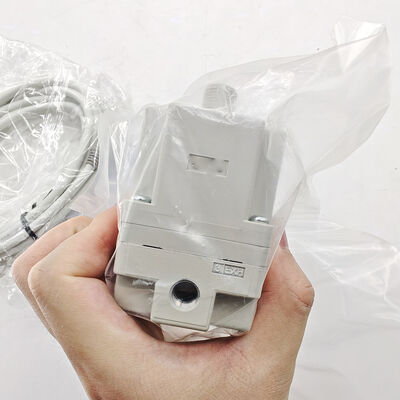 ITV1050-312 IP65 Valve de réduction de pression électrique proportionnelle Rc14 Taille du port Idéal pour le contrôle de la pression dans les équipements et machines hydrauliques