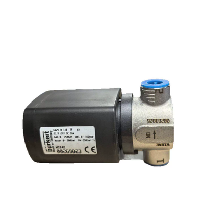 AC 24V Voltage 6027 Valve à eau à 2 voies normalement ouverte Conçue pour une intégration transparente dans les systèmes d'automatisation des fluides industriels