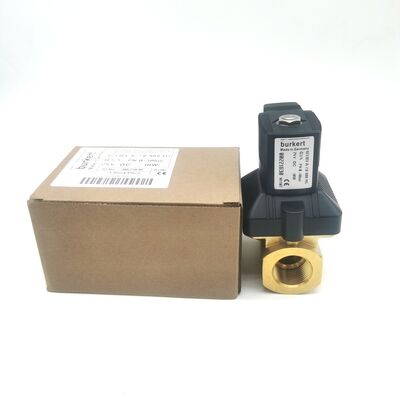 Type Burkert 6213 Servo-diaphragme soupape solénoïde 00221631 AC24V 8W, G3/4 fil interne 2/2 Corps en laiton normalement fermé, 20 mm d'orifice de débit Sceau NBR, -10 ~ 80 °C 0-10 bar contrôle du gaz liquide