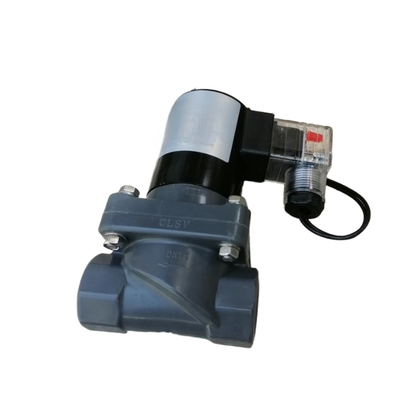 Matériau du corps du CPVC Port Taille 1'' FF1C25B25 Valve à eau FKM Matériau de scellé Orifice Taille 25mm 2/2 Way NC
