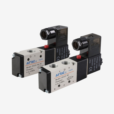 Airtac 4V110-M5 5/2 Way Pilote interne soupape magnéto-pneumatique M5 Port de fil IP65 Protection 0.15-0.8Mpa Pression de travail 1.2Mpa Précurseur de pression Aucune lubrification nécessaire