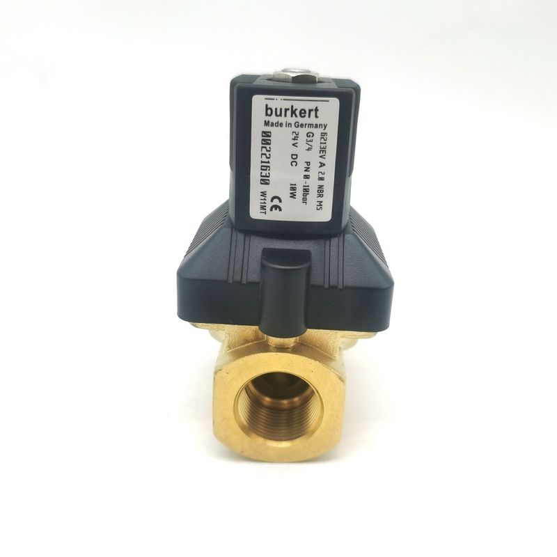 Type de flange BURKERT 00134245 6013 Type de connexion de la plaque inférieure normalement fermée Corps de soupape en laiton 0 ~ 25bar