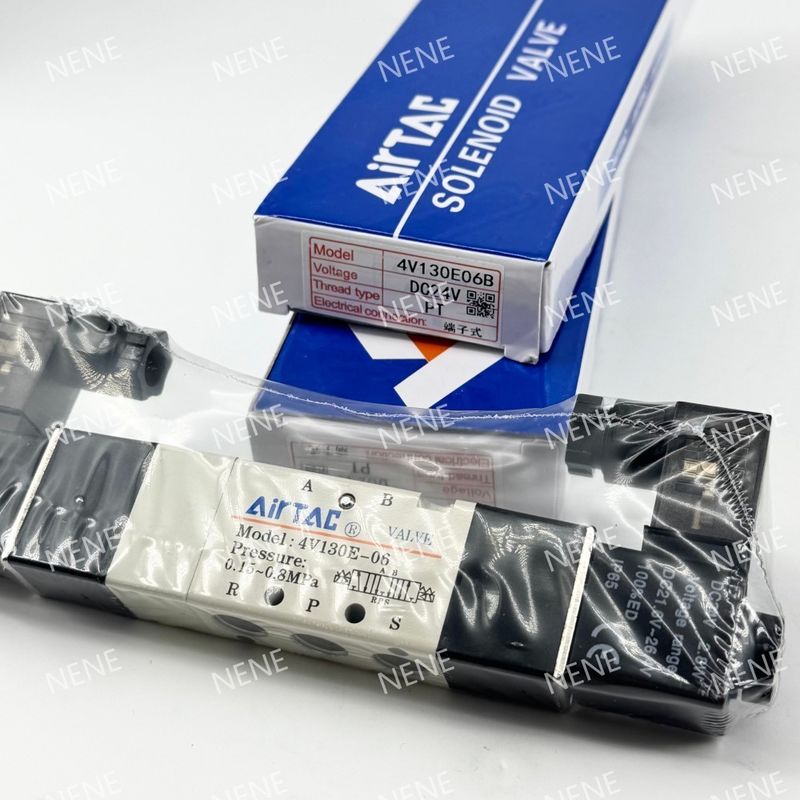 AIRTAC 4V230E-08 soupape électromagnétique 24DC Voltages pour les applications industrielles
