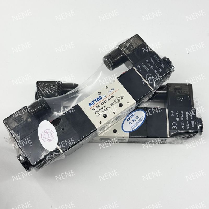 Valve solénoïde 4V330C-08 AIRTAC pour l'air de 0,15 à 0,8 MPa 21 à 114 Psi