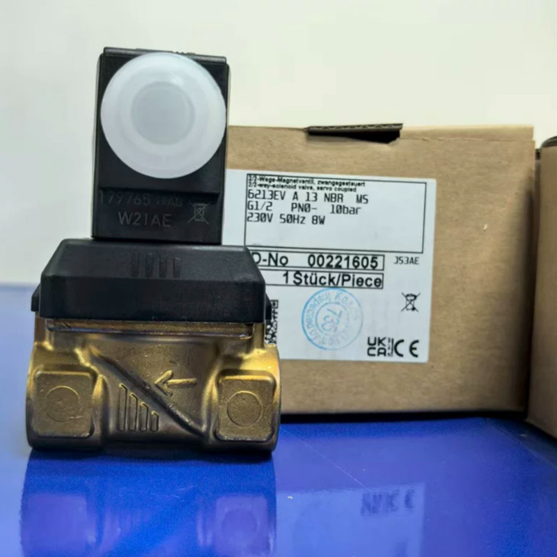 NBR Burkert 00221619 6213 2/2 NC soupape solénoïde, fil G3/4 13 canal de débit, boîtier en laiton AC24V 8W Opération stable -10 ~ + 80 °C 0 à 10 bar